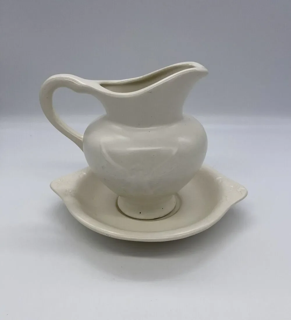 Vintage Hull F92 F91 White Eagle Pitcher w/ Stars Drip Plate